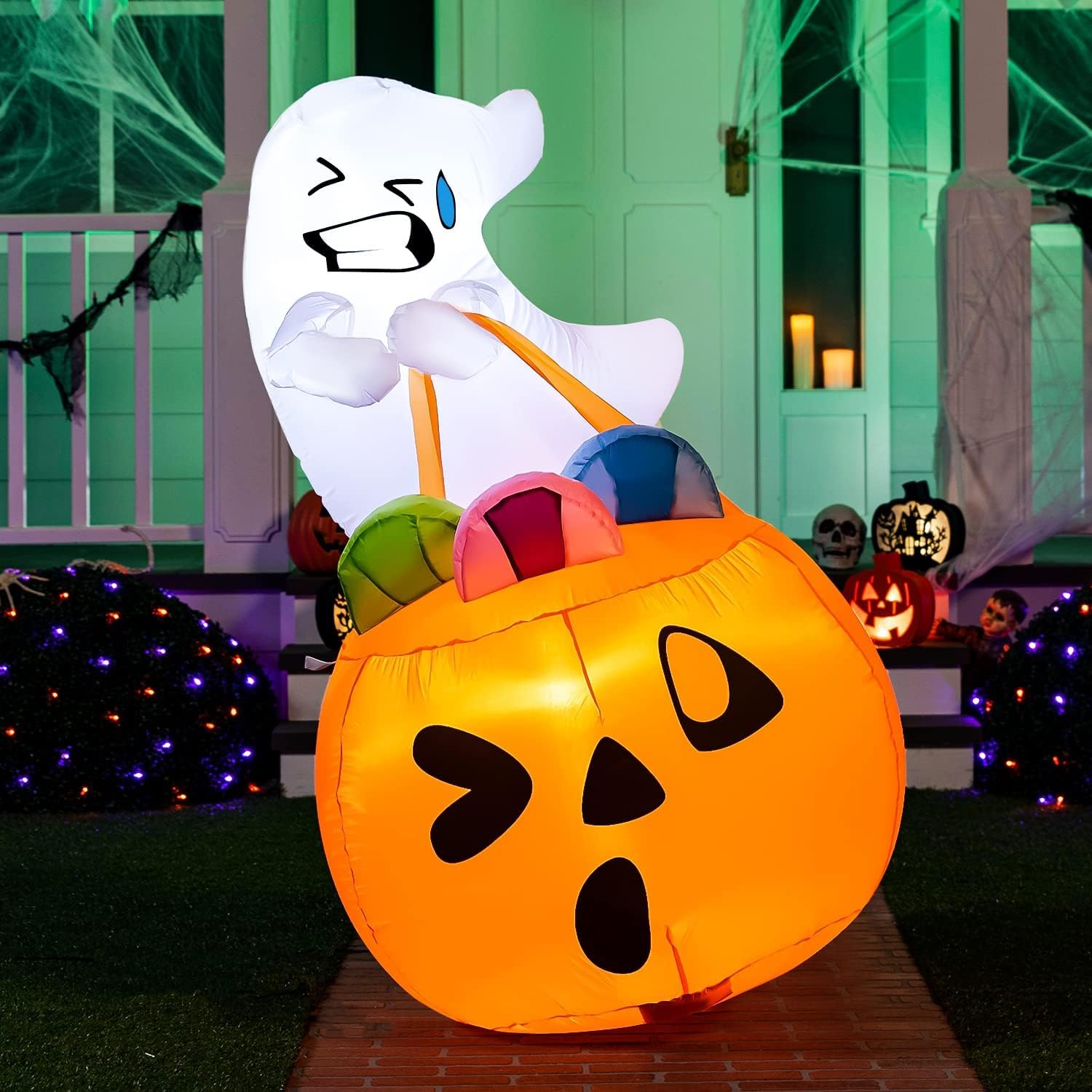 5 FT inflatable Halloween ghost decoration with pumpkin candy bag, yard decor with LEDs